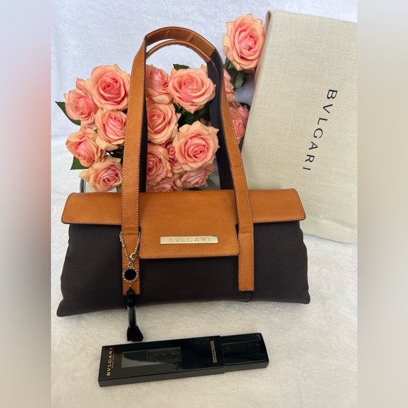 BVLGARI Leather & Canvas Shoulder Bag/ Handbag. Authentic - Picture 11 of 15